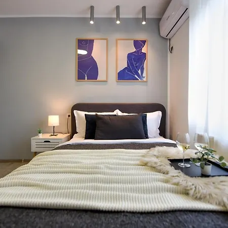 בוקרשט Modern Elegance In The Heart Of The City - Romana Square Apartments מראה חיצוני תמונה