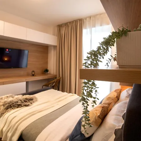 בוקרשט Modern Elegance In The Heart Of The City - Romana Square Apartments חדר תמונה