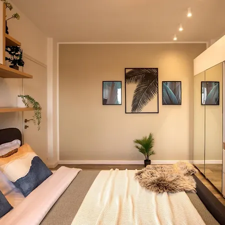 בוקרשט Modern Elegance In The Heart Of The City - Romana Square Apartments חדר תמונה