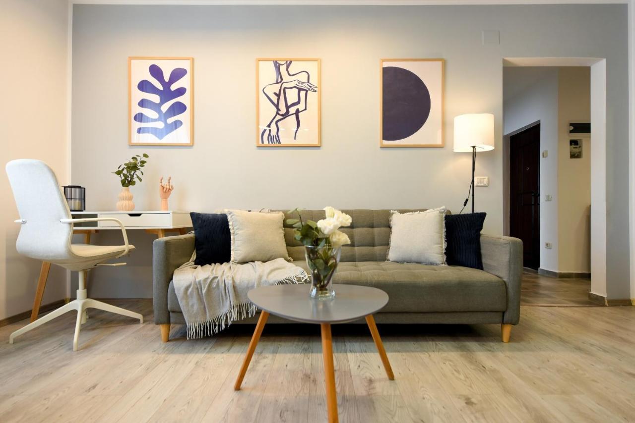 Modern Elegance In The Heart Of The City - romana Square * בוקרשט