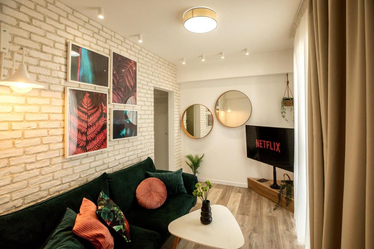 Modern Elegance In The Heart Of The City - romana Square דירה בוקרשט