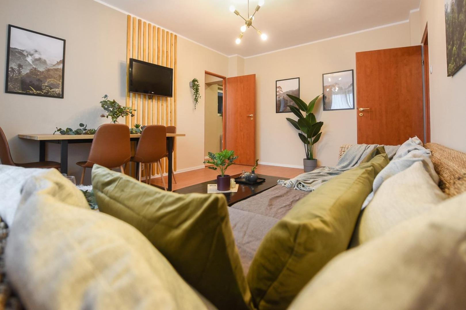 Modern Elegance In The Heart Of The City - romana Square